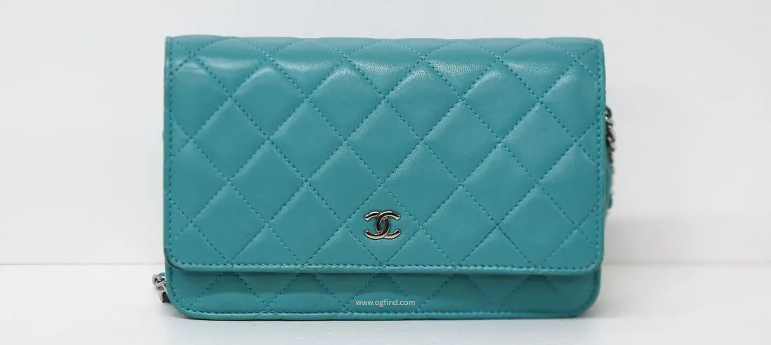 Chanel Tiffany Blue Lambskin Wallet on Chain – Palladium Hardware – Rare Seasonal Color – Excellent