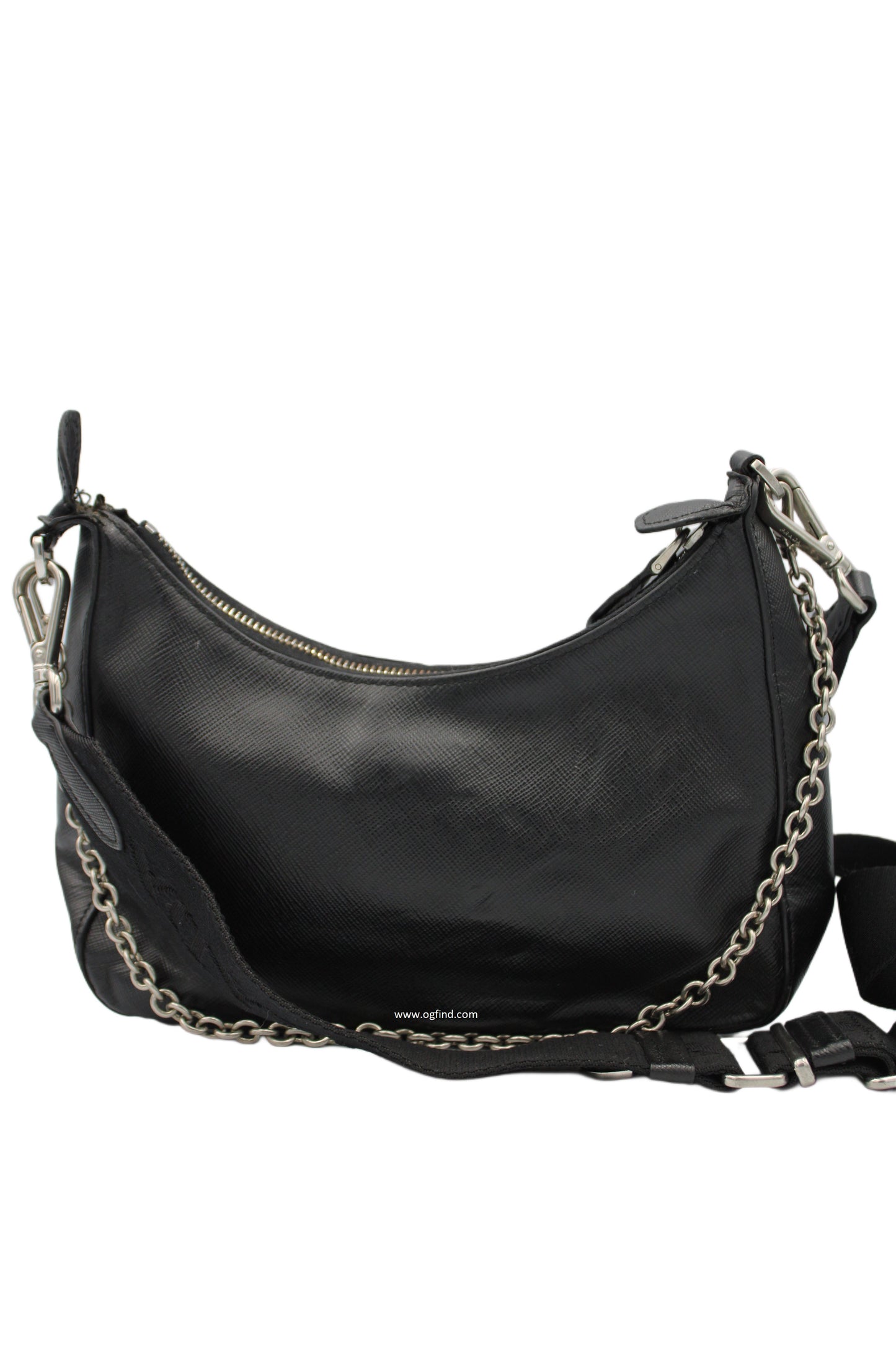 Prada Re-Edition 2005 Shoulder Bag – Black Nylon with Saffiano Leather Accents
