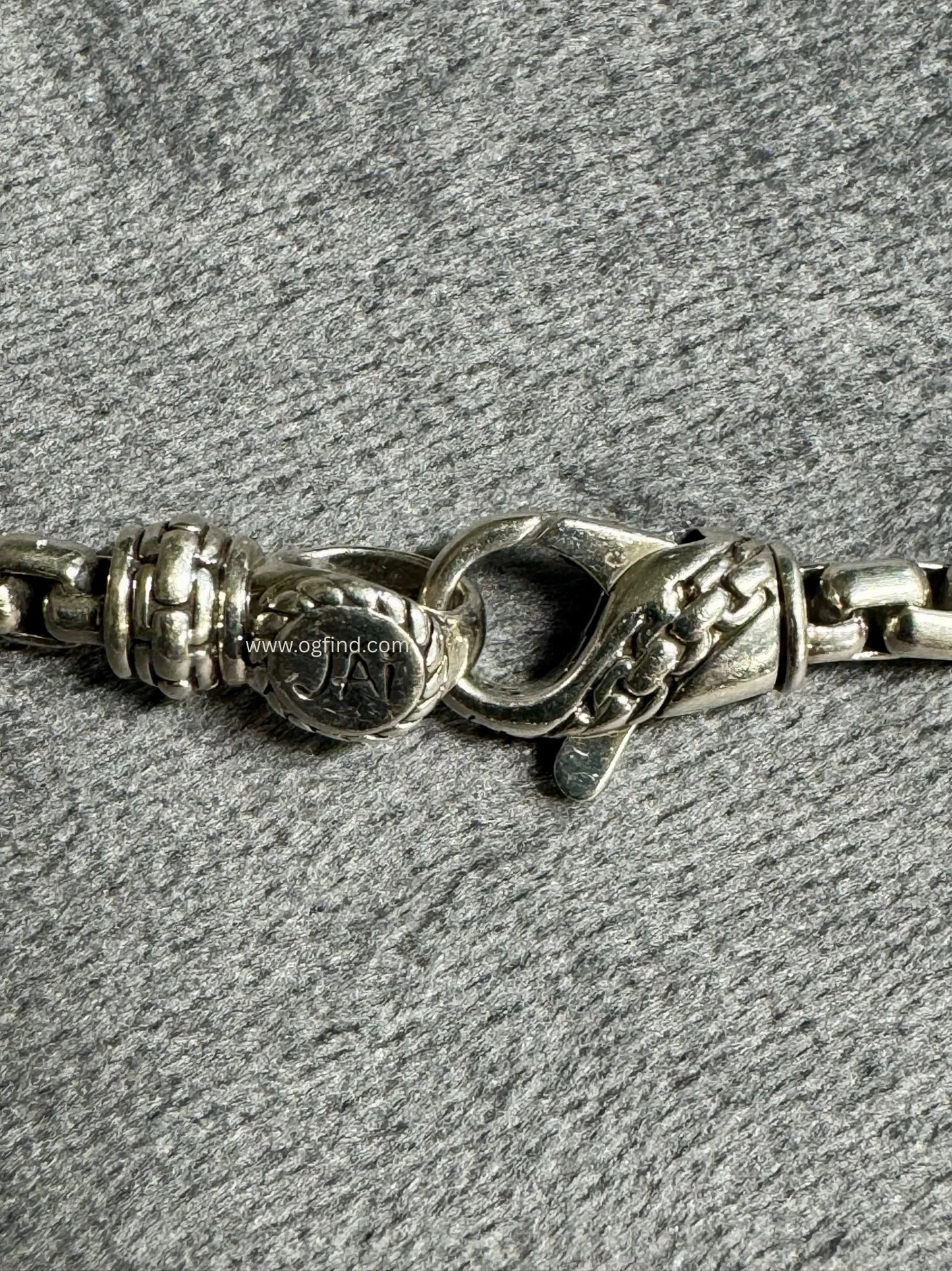 JAI box Chain and Stationed Blue Topaz Bracelet