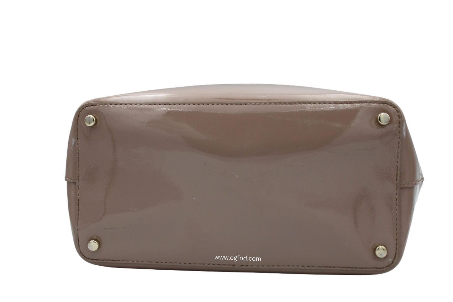 Kate Spade New York Lily Avenue Carrigan Large Scalloped Patent Leather Tote in Porcini Taupe