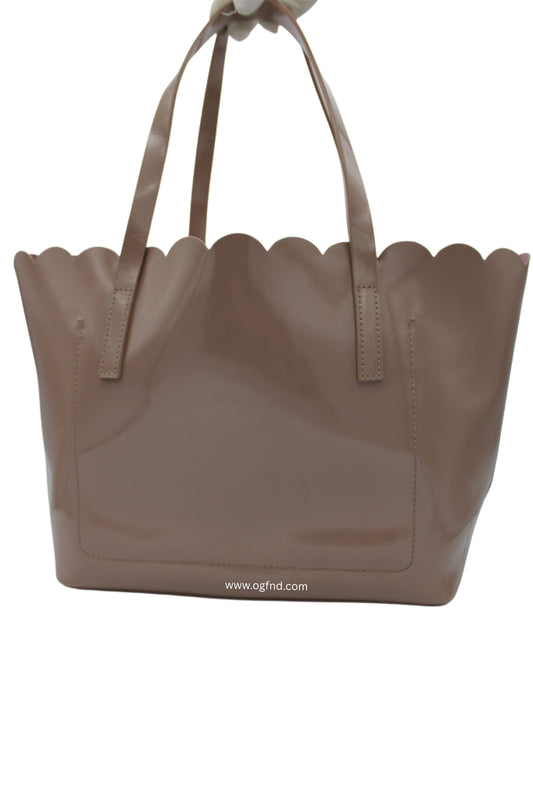 Kate Spade New York Lily Avenue Carrigan Large Scalloped Patent Leather Tote in Porcini Taupe