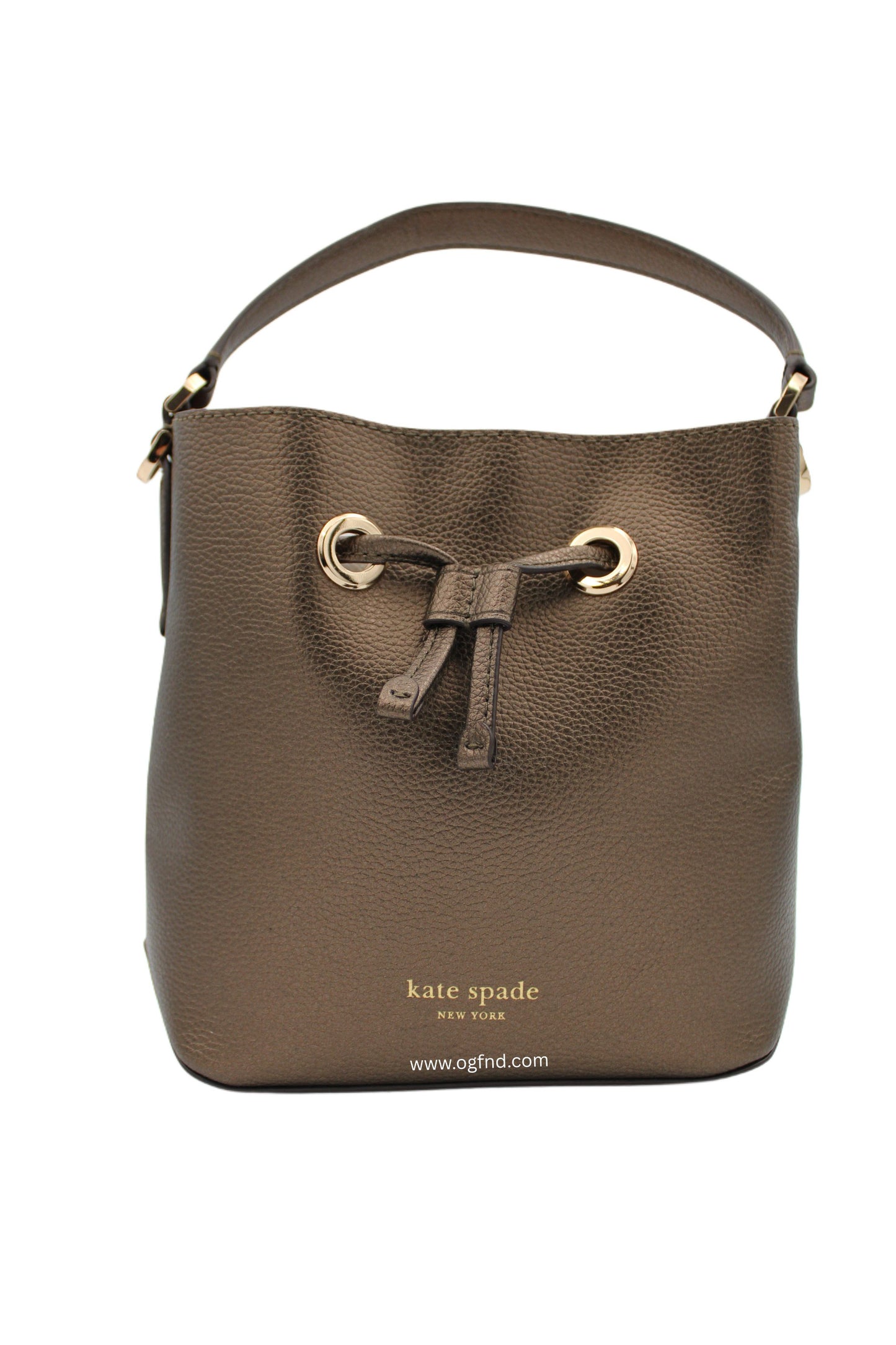 Kate Spade New York Eva Small Metallic Leather Bucket Bag in Ash