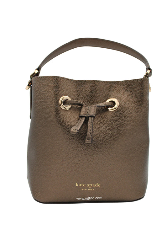 Kate Spade New York Eva Small Metallic Leather Bucket Bag in Ash