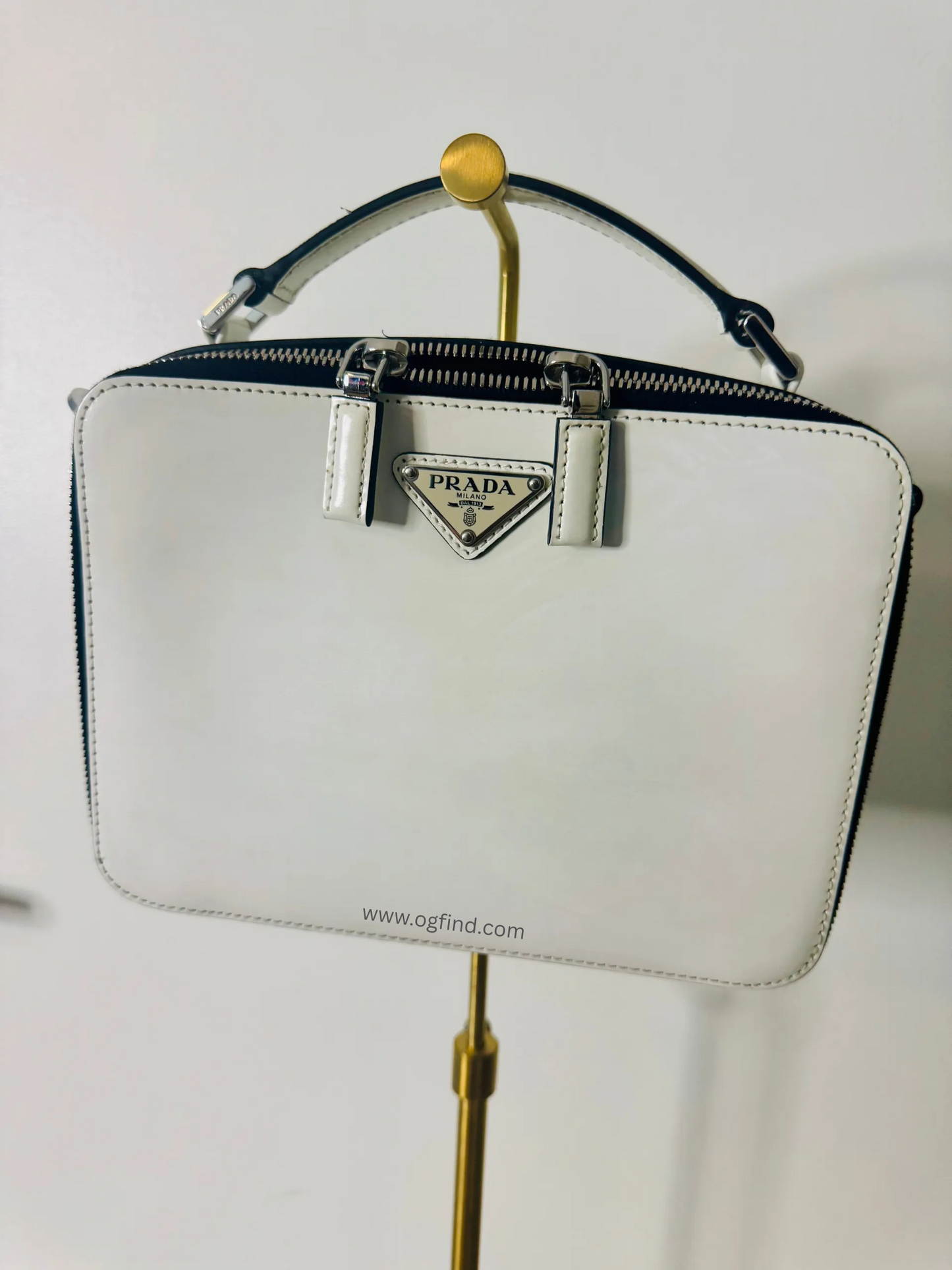 Prada Medium Brique Saffiano Leather Bag – White, Complete with Strap & Proof of Purchase from Bever