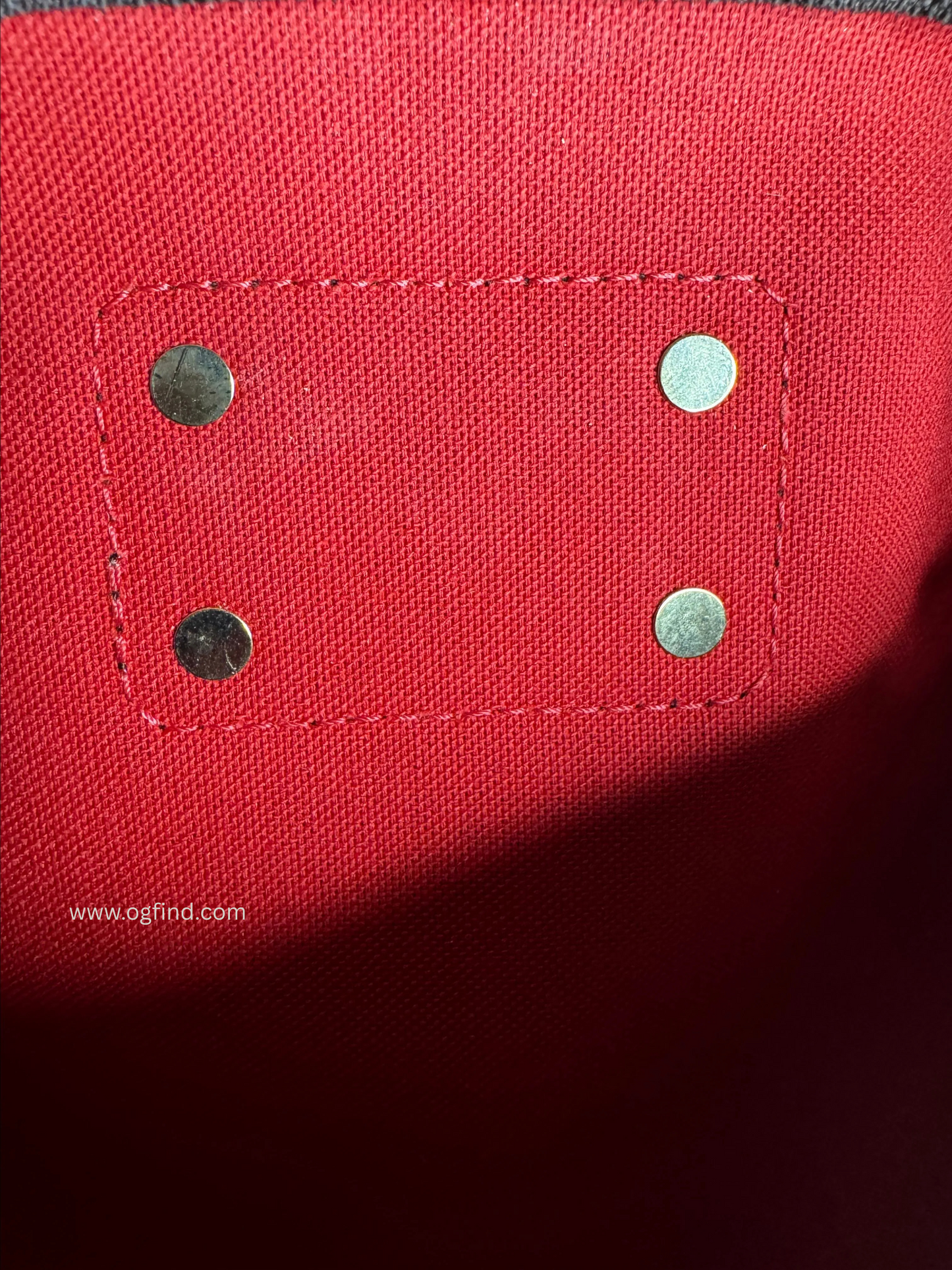 🔥 Rare Louis Vuitton Eva Clutch ✨ Damier Ebene 💼 Discontinued & Highly Collectible 💎